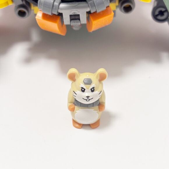 Lego Overwatch 75976 Wrecking Ball Hammond Hamster Complete with Instructions - Picture 5 of 7